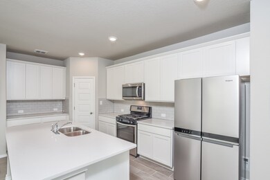 10514 Briceway Ace, Helotes, TX 78023 - photo 6