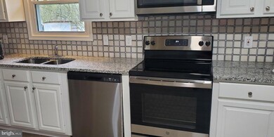 2505 Edgewood Dr, Ruther Glen, VA 22546 - photo 4