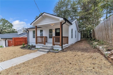 View of front of home featuring a porch