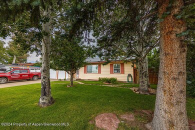 2058 W 3rd St, Craig, CO 81625 - photo 3