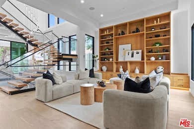 4535 Haskell Ave, Encino, CA 91436 - photo 3