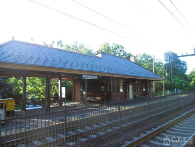 NJ Train Station (5 min driving distance)