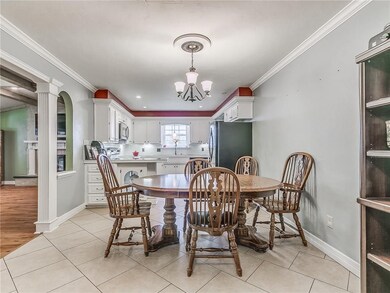 617 N Avery Place, Moore, OK 73160 - photo 6