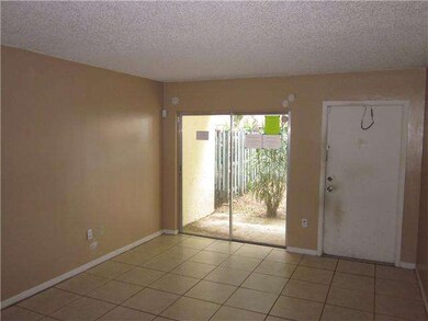 15401 SW 81st Circle Ln unit 11, Miami, FL 33193 - photo 2