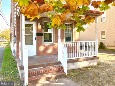 901 Ridgeway St, Gloucester City, NJ 08030 - photo 4