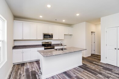 296 Starmount Dr unit 22, Statesville, NC 28677 - photo 4