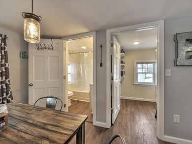68 Dartmouth St Auburn-large-018-31-Bath