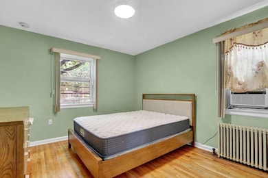 254-07 74th Ave unit GV64 B1-1, Glen Oaks, NY 11004 - photo 5