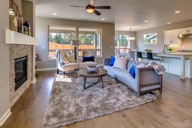 20848 SE Humber Ln, Bend, OR 97702 - photo 5