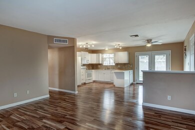 8131 E Jerome Ave-10