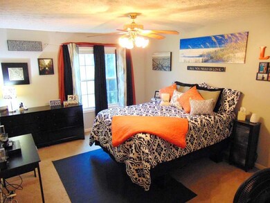 208 Warren Cir, Shelbyville, TN 37160 - photo 6