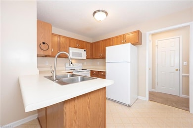 111 Petree Rd, Winston Salem, NC 27106 - photo 6