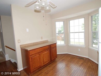 302 Mcdaniel Dr, Purcellville, VA 20132 - photo 6