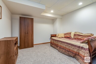 1103 Conan Doyle Rd, Naperville, IL 60564 - photo 3