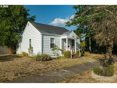 835 Academy St NE, Salem, OR 97301 - photo 2