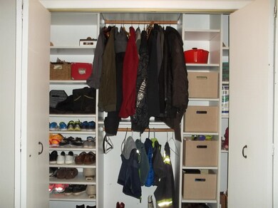 10016 Garfield Ct, Crown Point, IN 46307 - photo 5