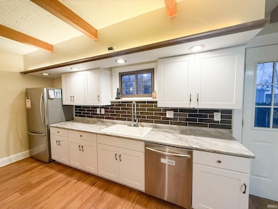 1235 W Sycamore St, Kokomo, IN 46901 - photo 3