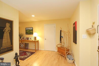 11500 Fairway Dr unit 207, Reston, VA 20190 - photo 4