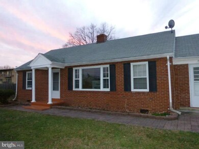 3532 Blair Rd, Falls Church, VA 22041 - photo 3