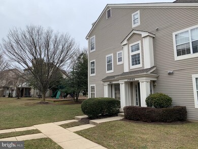 19909 Gateshead Cir, Germantown, MD 20876 - photo 2