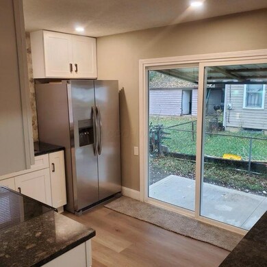 04Kitchen2