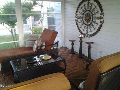 screened-room-decor