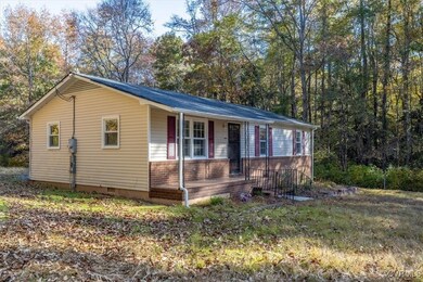 View of front of home featuring a porch