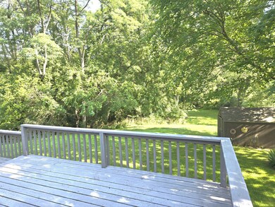 deck b
