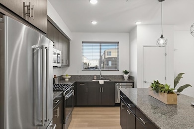 5244 Beachfront Cove unit 189, San Diego, CA 92154 - photo 6