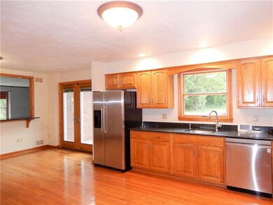 Kitchen 736 Valley View Rd