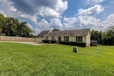 5101 Tarkington Dr, Greensboro, NC 27407 - photo 2