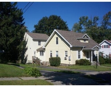 26 Dallas St, Worcester, MA 01604 - photo 2