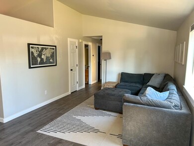 1644 SE Riviera Dr, Bend, OR 97702 - photo 3