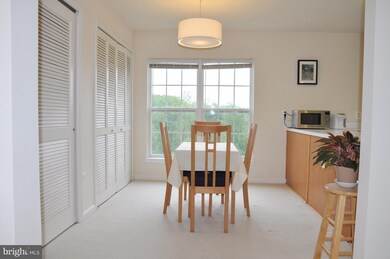 23432 Rainbow Arch Dr, Clarksburg, MD 20871 - photo 2