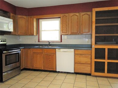 12561 Whitaker Dr, Rolla, MO 65401 - photo 5