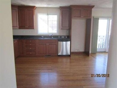 26 Coolidge St, Everett, MA 02149 - photo 3