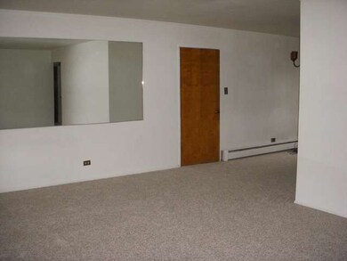 923 Newcastle Ave, Westchester, IL 60154 - photo 4