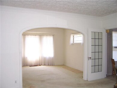 Dining Room beautiful curved entrance, hardwood fl