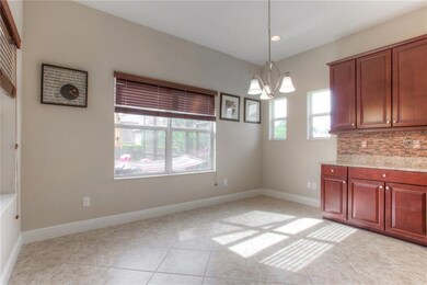 15511 Mossy Ridge Ln, Lithia, FL 33547 - photo 5