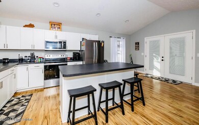 460 Cs-2015, Lebanon Junction, KY 40150 - photo 6