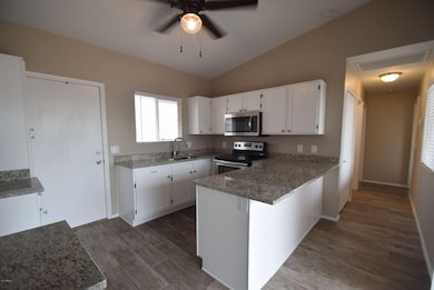 447 S Grand
