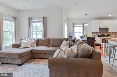 1319 Napa Ct, Severn, MD 21144 - photo 7