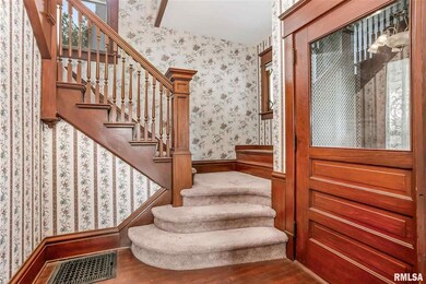 1963 Walling Ct, Davenport, IA 52803 - photo 4