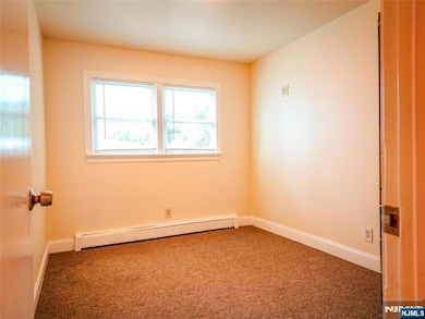 104 Eastern Way unit 2nd floor, Rutherford, NJ 07070 - photo 5