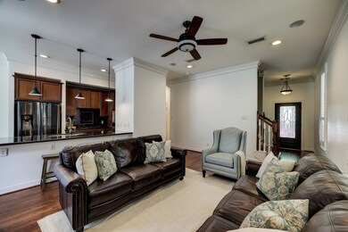 3406 Garden Crest Ln, Houston, TX 77018 - photo 4