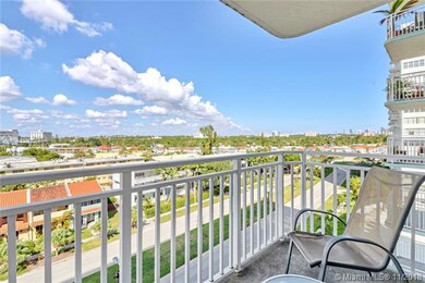 Balcony with West/Northwest/North Views