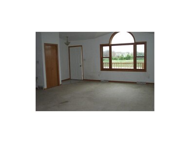 Wide open floorplan!!  Open living, dining and kit