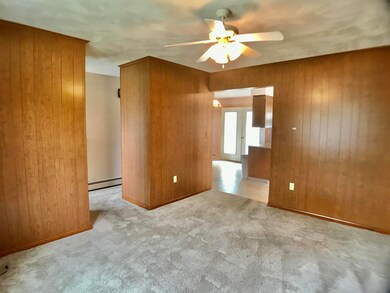 90 W Swallow St, Olyphant, PA 18447 - photo 7