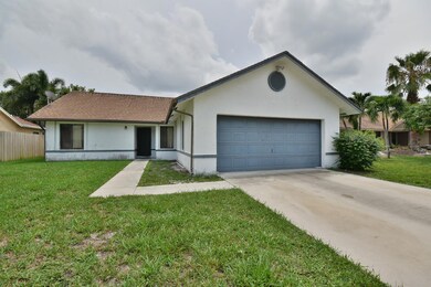 66 Cedar Ln Boynton Beach FL-large-026-2