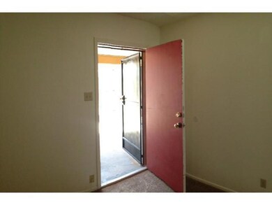 10727 Forest Ridge Ln, El Paso, TX 79935 - photo 3